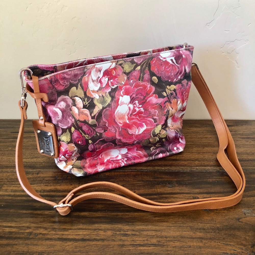 (EUC) Valentina Italian Leather Purse